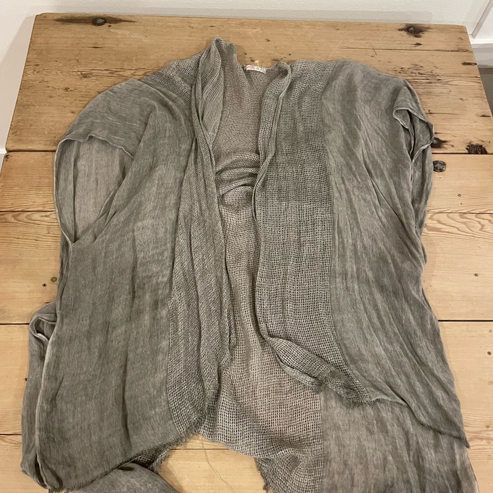 Free People Textured Gray Knit Cardigan vest